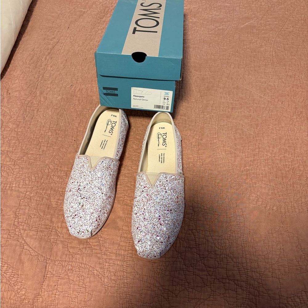TOMS Women's Speckled Slip-On Flats
